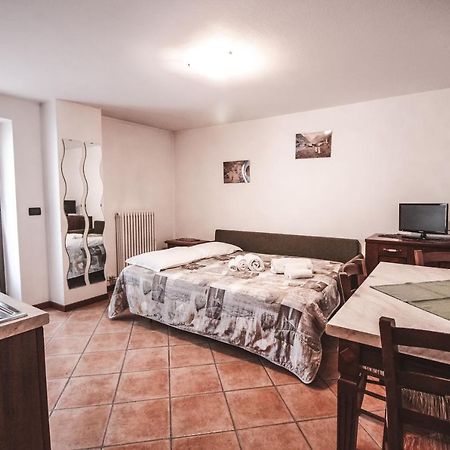 Residence Aquila - Mono Punta Valnera Brusson Esterno foto